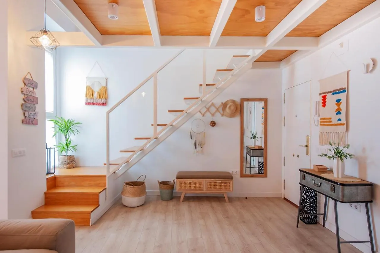 Casa Valentina Ii: Confort Y Luz En Sevilla Centro
