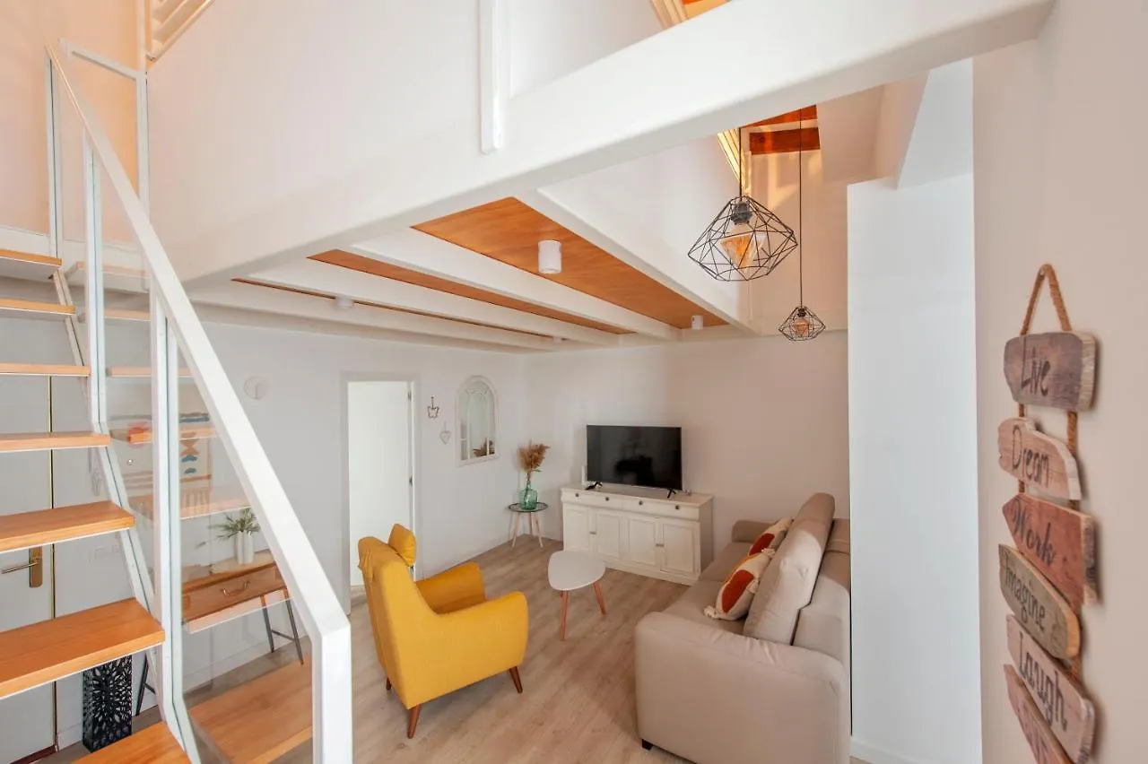 Casa Valentina Ii: Confort Y Luz En Sevilla Centro İspanya
